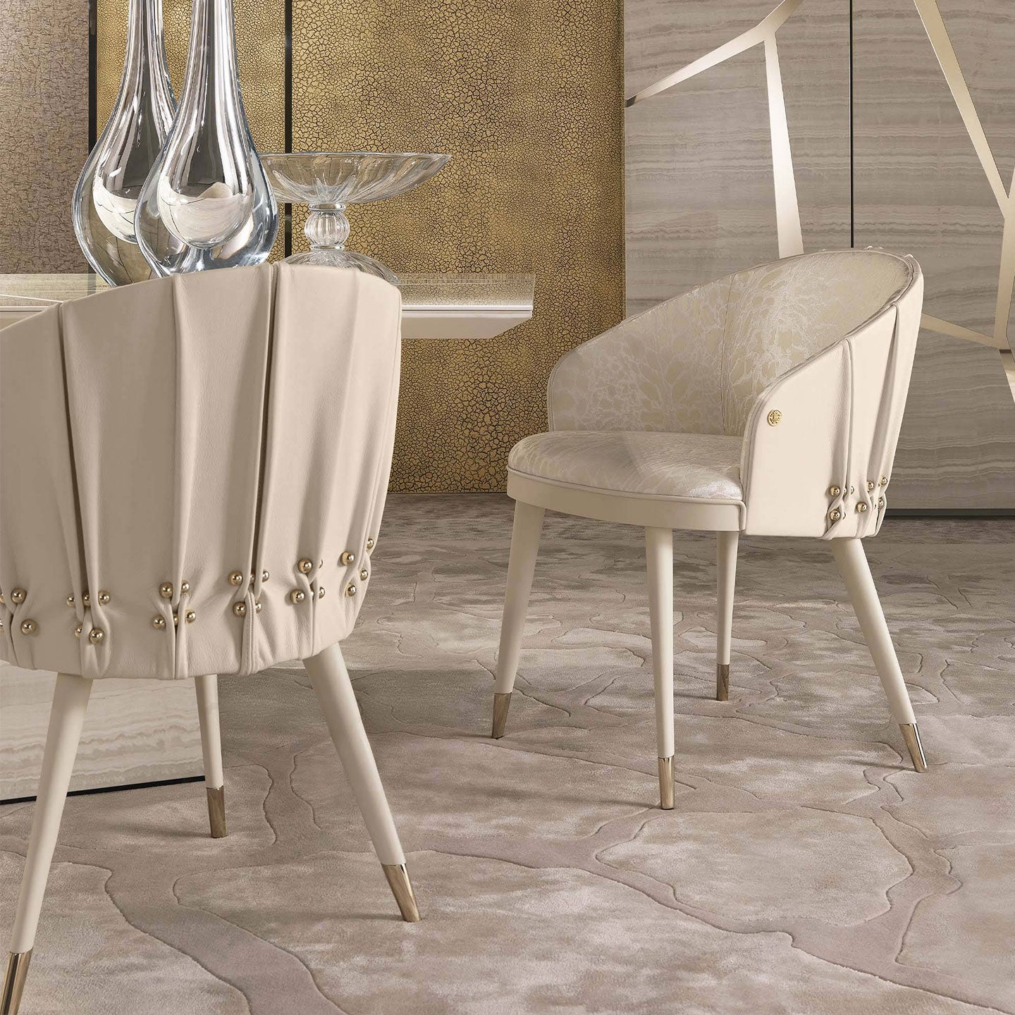 INANDA chair with armrests