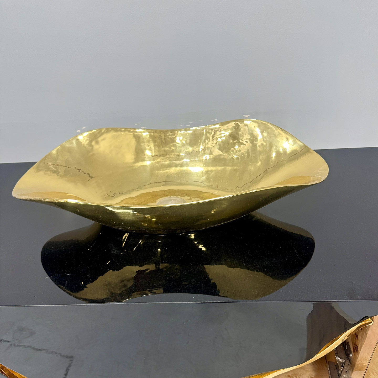 Luxury Bathroom Wash Basin Cabinet Solid Wood Gold-plated Staninless Steel Induction Lamp Pure Copper Washstand