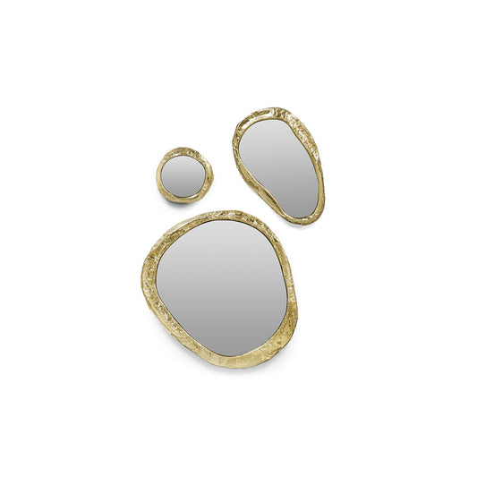 three different-size mirrors