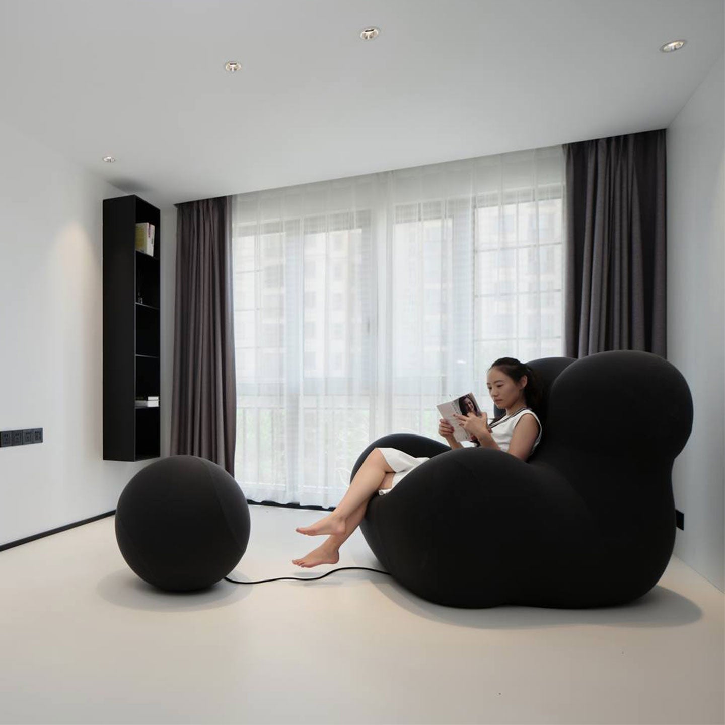 Living Room Lounge Chair - Mom's Embrace