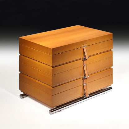 Low chests of drawers