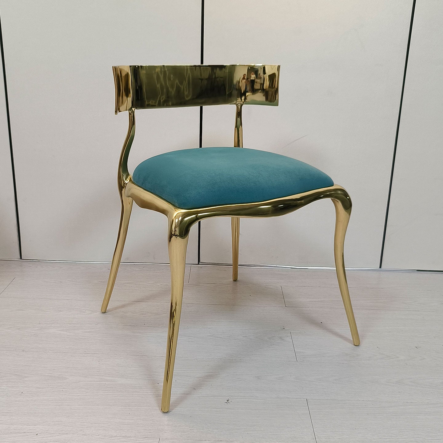 Aria Chair in Bronze