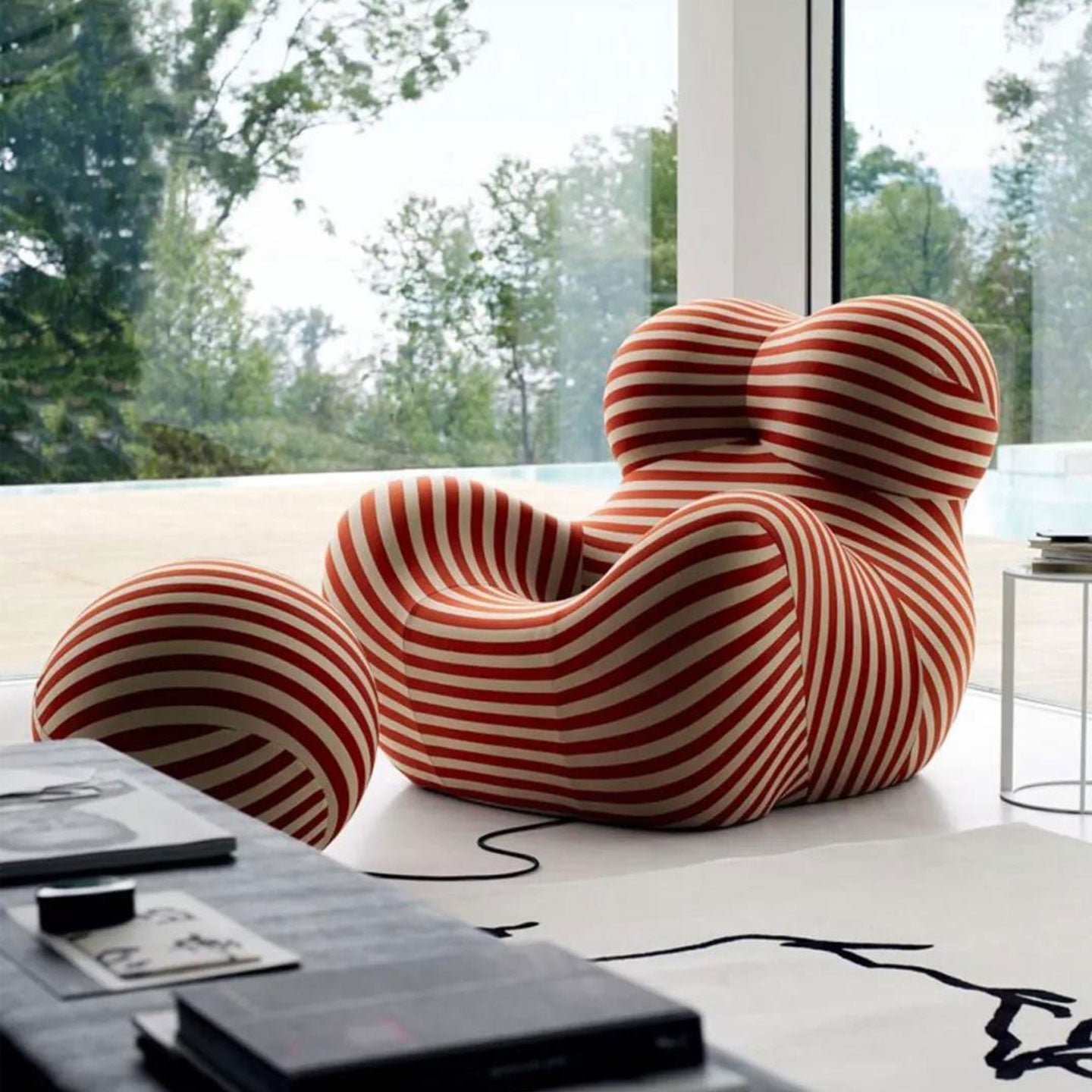 Living Room Lounge Chair - Mom's Embrace
