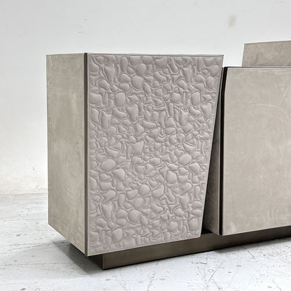 Artistic Side Cabinet for Villa Entryways/Living Rooms