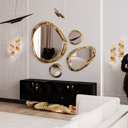 three different-size mirrors