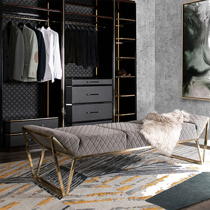 Long bench in the dressing room and bench at the foot of the bed in the bedroom