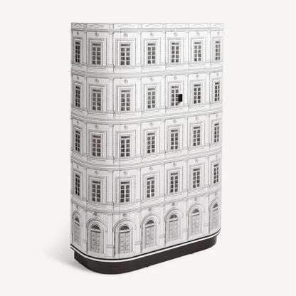 Curved cabinet
