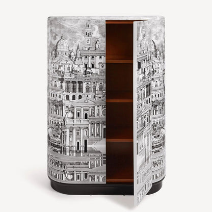 Curved cabinet
