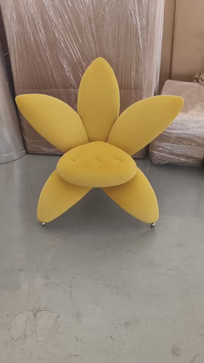 Flower‑Shaped Velvet Accent Chair, Art Sculptural Leisure Chair for Hotel Contract Wholesale